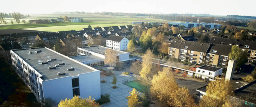 Luftbild des Gebäudes der neuen Gesamtschule
© Stadt Herzogenrath/asp-foto/Andreas Spieß